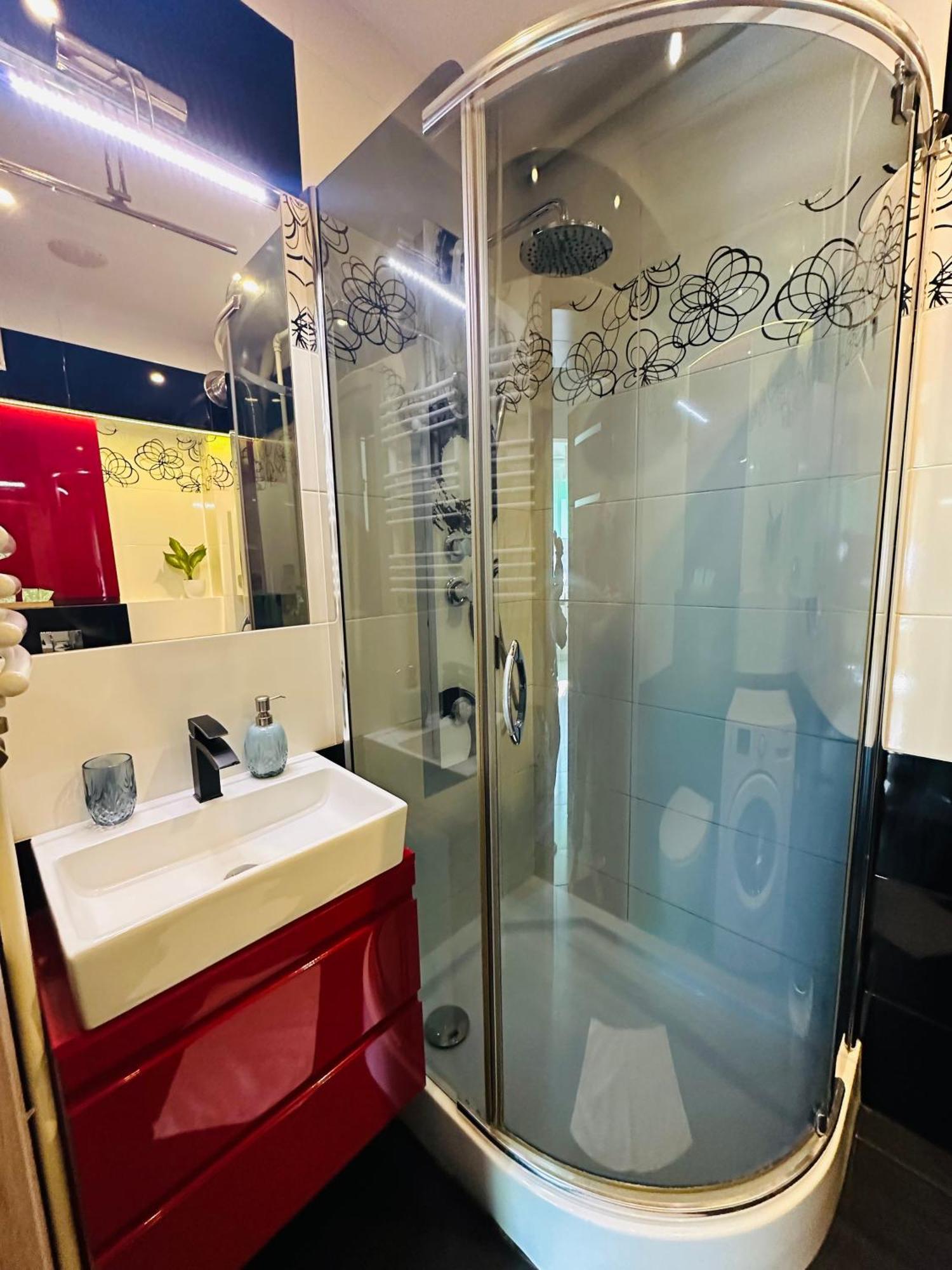 City Apartment Czestochowa Centrum 2-Bedroom 외부 사진